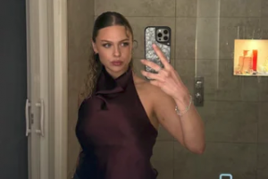 Hottest Cam Girl Strippers Who Play Strip Poker Live